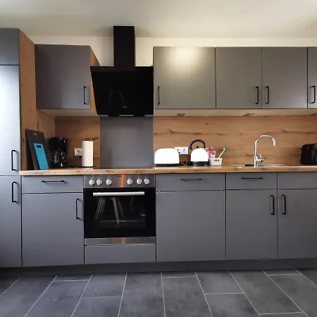 Bohnapartments Suedpark - Naehe Steigerwaldstadion - Gratis Parkplatz - Wlan - Vollausstattung Erfurt