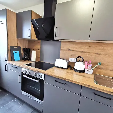 Bohnapartments Suedpark - Naehe Steigerwaldstadion - Gratis Parkplatz - Wlan - Vollausstattung