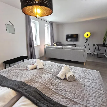 Bohnapartments Suedpark - Naehe Steigerwaldstadion - Gratis Parkplatz - Wlan - Vollausstattung * Erfurt